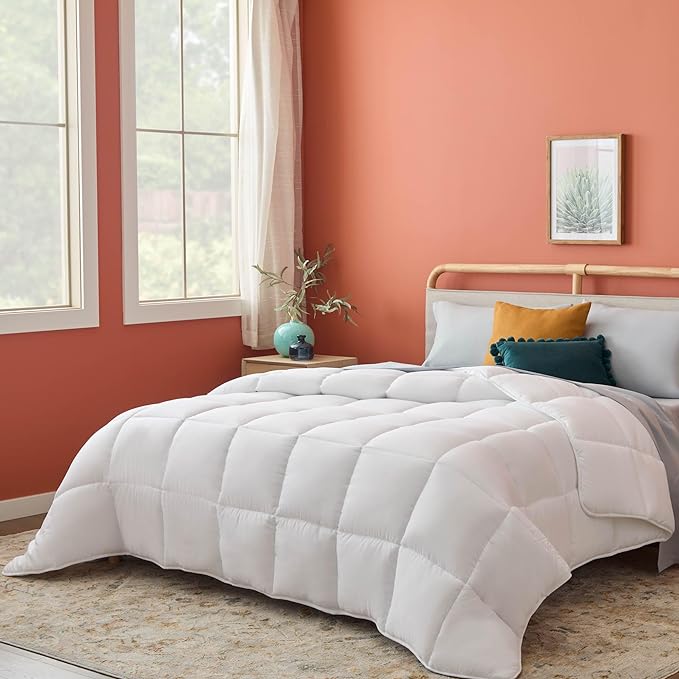 LINENSPA Down Alternative Comforter