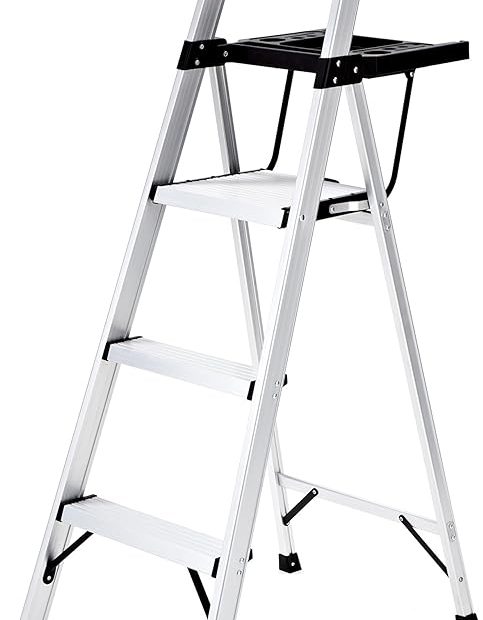 Rubbermaid 3 Step Lightweight Aluminum Step Stool